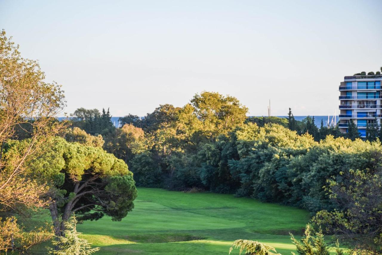 Les Golfeurs VII Daire Mandelieu Dış mekan fotoğraf